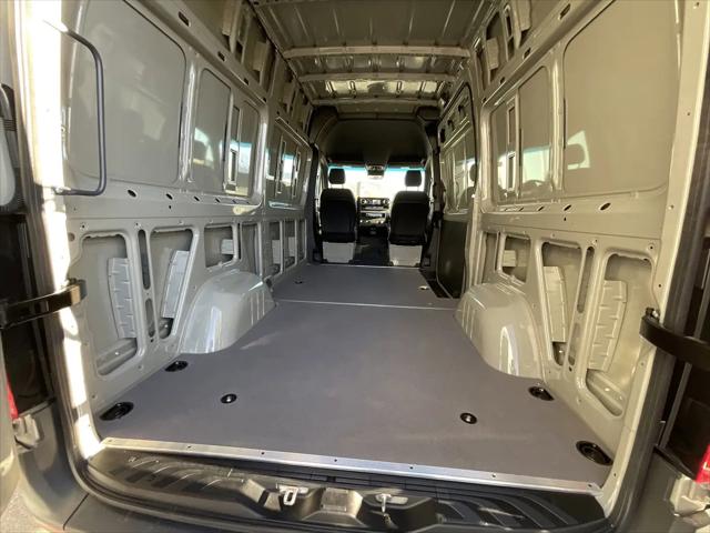 2025 Mercedes-Benz Sprinter 2500 Standard Roof 4-Cyl Diesel HO