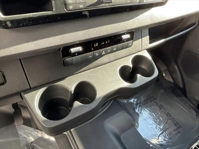 2025 Mercedes-Benz Sprinter 2500 Standard Roof 4-Cyl Diesel HO