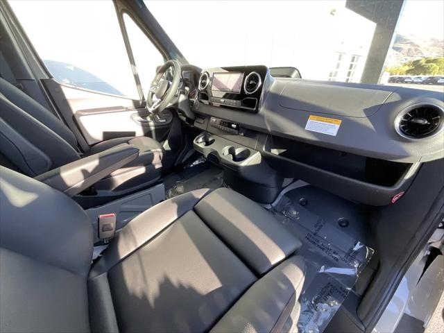 2025 Mercedes-Benz Sprinter 2500 Standard Roof 4-Cyl Diesel HO