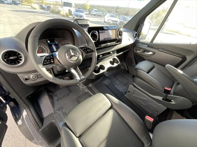 2025 Mercedes-Benz Sprinter 2500 Standard Roof 4-Cyl Diesel