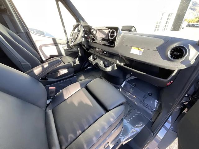 2025 Mercedes-Benz Sprinter 2500 Standard Roof 4-Cyl Diesel