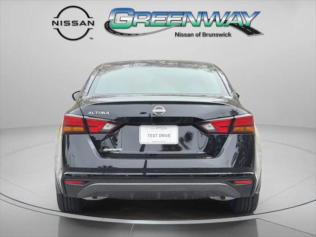 2026 Nissan Altima SV FWD