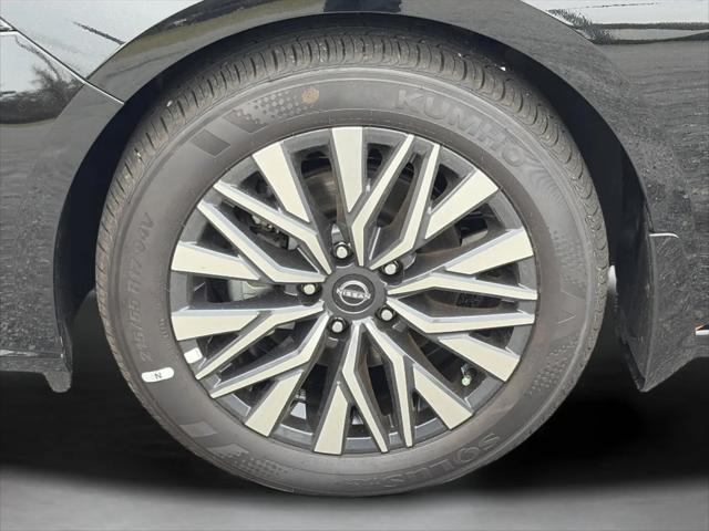 2026 Nissan Altima SV FWD