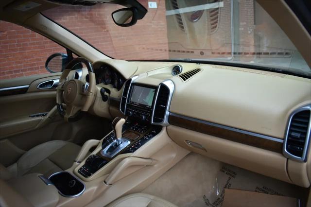 2014 Porsche Cayenne S