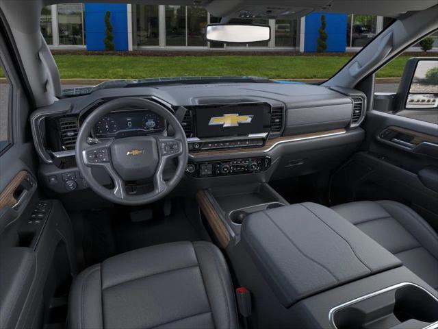 2026 Chevrolet Silverado 2500HD Crew Cab, Standard Bed, LT, 4WD