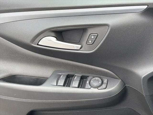 2026 Buick NV Preferred FWD