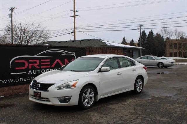 2013 Nissan Altima 2.5 SV for sale in Shelby Township, MI