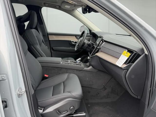 2026 Volvo XC90 Plus, B6 AWD Gas (mild hybrid), Gasoline, Bright, 7 Seats