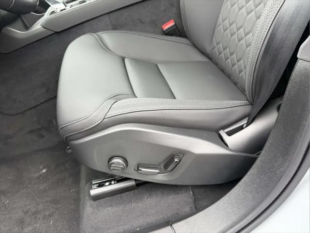 2026 Volvo XC90 Plus, B6 AWD Gas (mild hybrid), Gasoline, Bright, 7 Seats