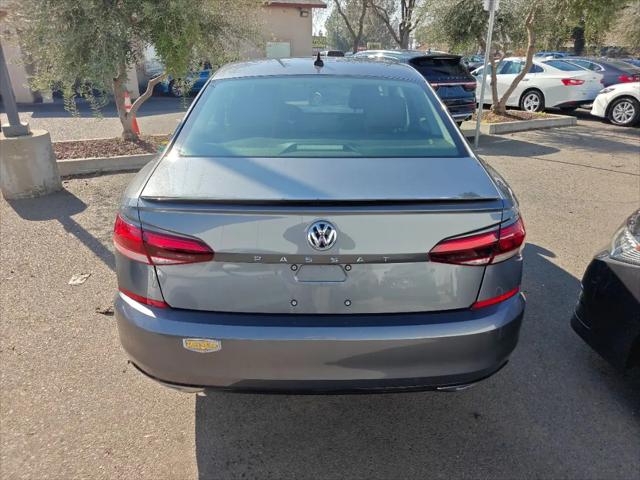 2020 Volkswagen Passat 2.0T R-Line