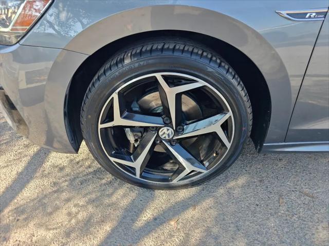 2020 Volkswagen Passat 2.0T R-Line