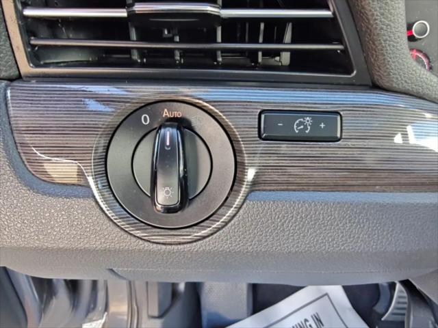 2020 Volkswagen Passat 2.0T R-Line
