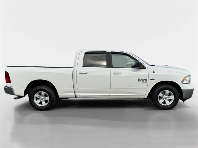 2019 Ram 1500 Classic SLT Crew Cab 4x2 6'4" Box