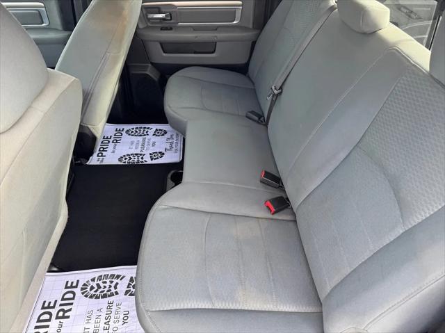 2019 Ram 1500 Classic SLT Crew Cab 4x2 6'4" Box