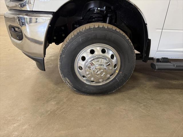 2026 Ram 3500 Tradesman Crew Cab 4x4 8' Box