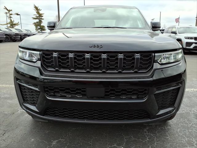 2026 Jeep Grand Cherokee Altitude 4x4