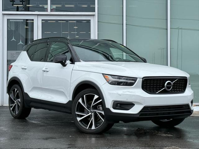 2021 Volvo XC40 T4 R-Design