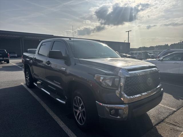 2018 Toyota Tundra SR5 5.7L V8 2018 Toyota Tundra SR5 5.7L V8