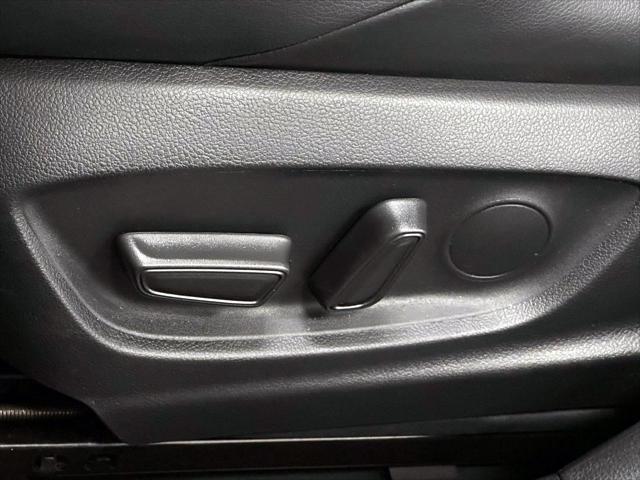 2025 Toyota Corolla XSE [11]