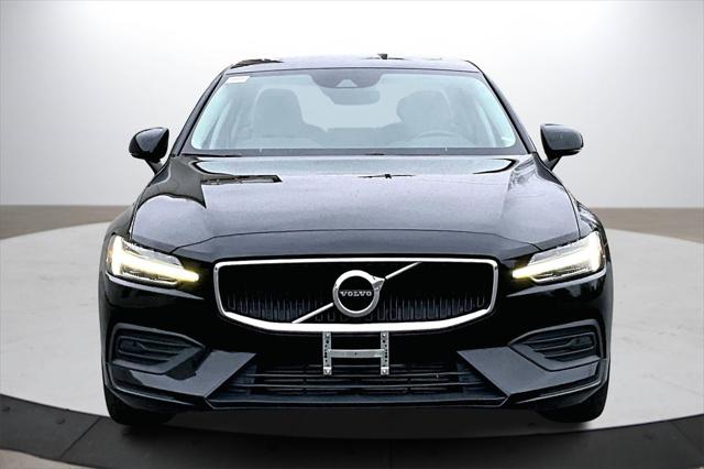 2020 Volvo S60 T5 Momentum