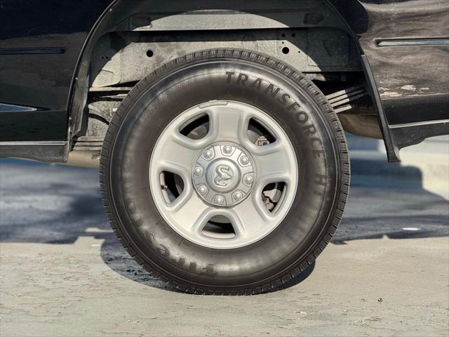 2024 RAM 3500 Tradesman Crew Cab 4x4 64 Box