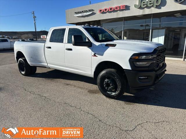 2026 RAM Ram 3500 RAM 3500 TRADESMAN CREW CAB 4X4 8 BOX