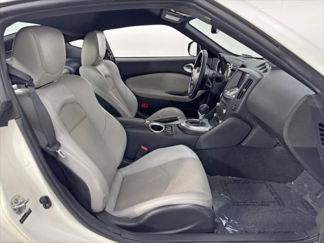 2011 Nissan 370Z Touring