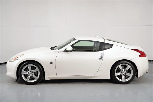 2011 Nissan 370Z Touring