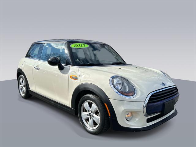2017 MINI Hardtop Cooper for sale in Avon, MA