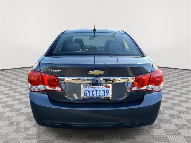 2013 Chevrolet Cruze LS Auto