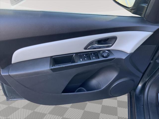 2013 Chevrolet Cruze LS Auto