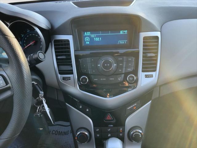 2013 Chevrolet Cruze LS Auto