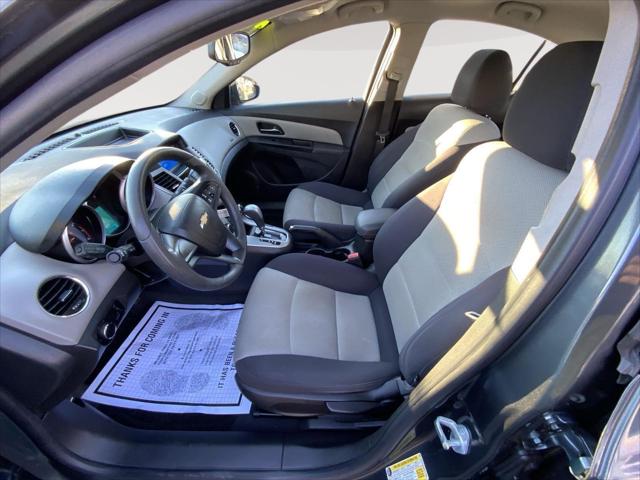 2013 Chevrolet Cruze LS Auto