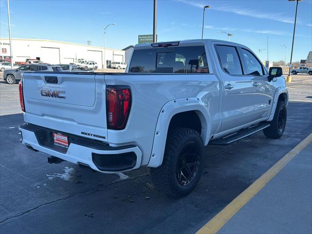 2026 GMC Sierra 1500 Crew Cab, Short Bed, AT4, 4WD