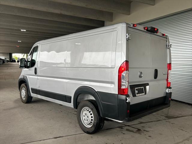 2025 Ram ProMaster 2500 Cargo Van Tradesman Low Roof 136" WB w/Pass Seat