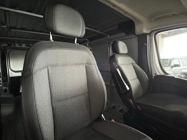 2025 Ram ProMaster 2500 Cargo Van Tradesman Low Roof 136" WB w/Pass Seat