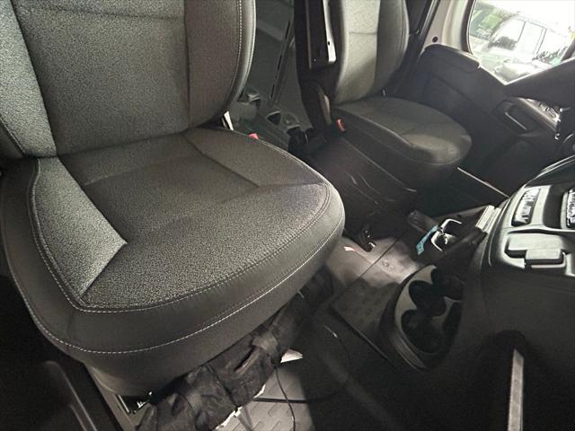 2025 Ram ProMaster 2500 Cargo Van Tradesman Low Roof 136" WB w/Pass Seat