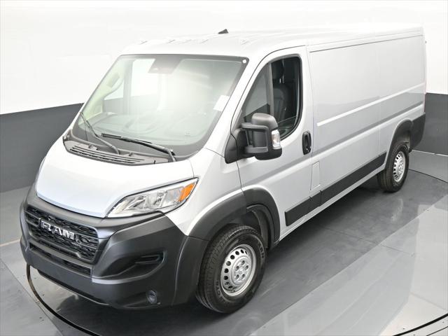 2025 Ram ProMaster 2500 Cargo Van Tradesman Low Roof 136" WB w/Pass Seat