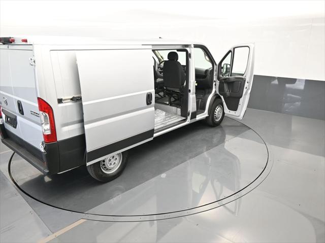 2025 Ram ProMaster 2500 Cargo Van Tradesman Low Roof 136" WB w/Pass Seat