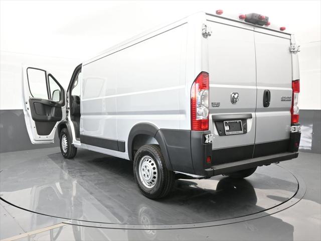 2025 Ram ProMaster 2500 Cargo Van Tradesman Low Roof 136" WB w/Pass Seat