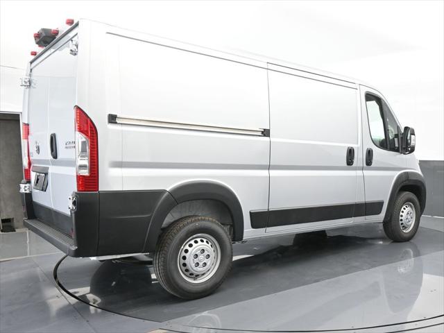 2025 Ram ProMaster Cargo Van Tradesman Low Roof 136" WB w/Pass Seat