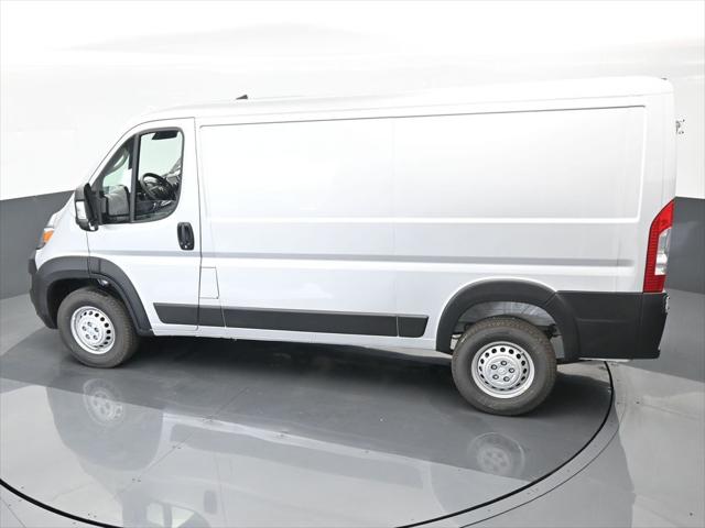2025 Ram ProMaster Cargo Van Tradesman Low Roof 136" WB w/Pass Seat