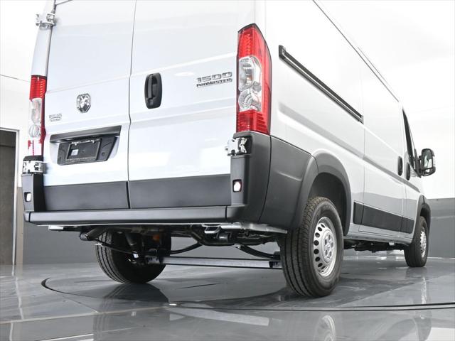 2025 Ram ProMaster Cargo Van Tradesman Low Roof 136" WB w/Pass Seat