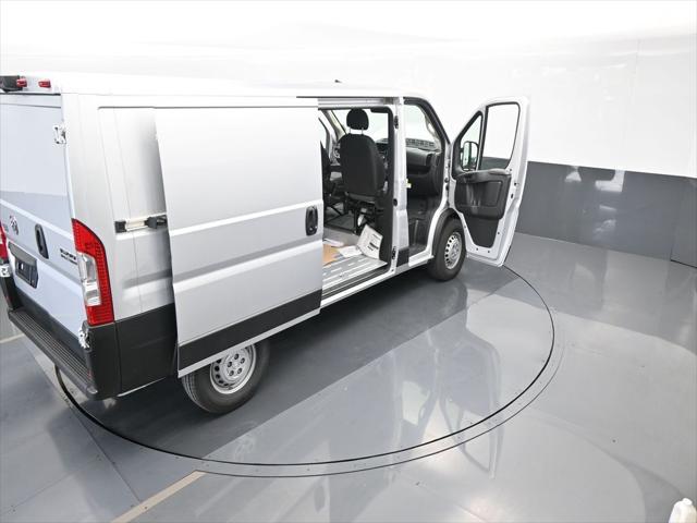 2025 Ram ProMaster Cargo Van Tradesman Low Roof 136" WB w/Pass Seat