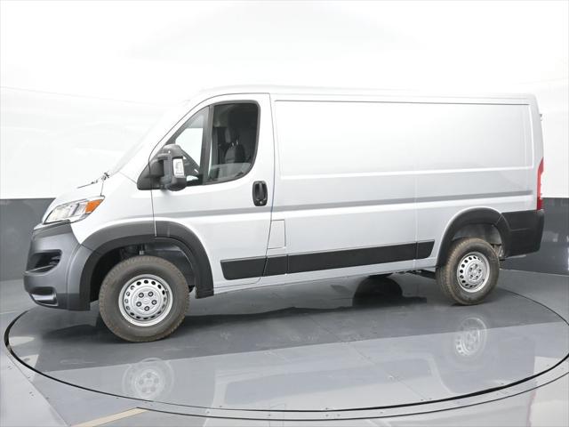 2025 Ram ProMaster Cargo Van Tradesman Low Roof 136" WB w/Pass Seat