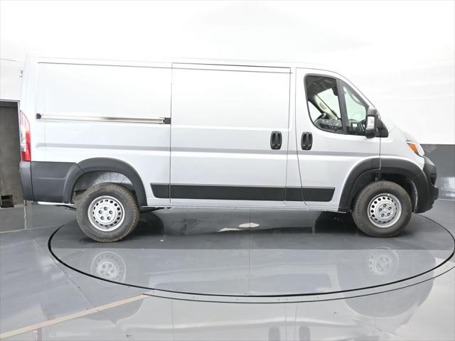 2025 Ram ProMaster Cargo Van Tradesman Low Roof 136" WB w/Pass Seat