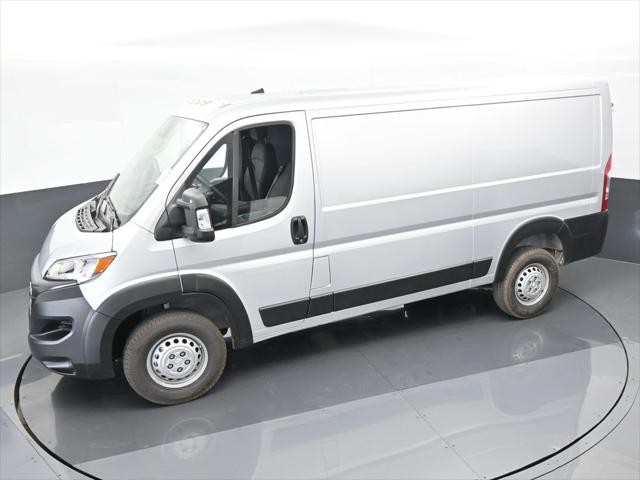 2025 Ram ProMaster Cargo Van Tradesman Low Roof 136" WB w/Pass Seat
