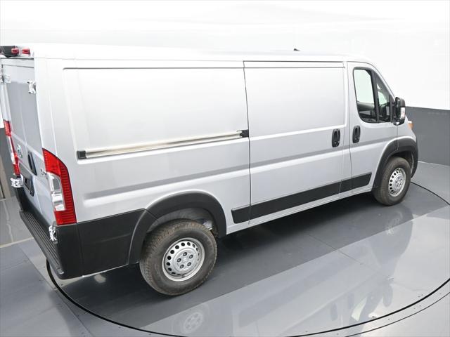 2025 Ram ProMaster Cargo Van Tradesman Low Roof 136" WB w/Pass Seat