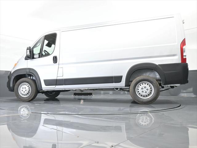 2025 Ram ProMaster Cargo Van Tradesman Low Roof 136" WB w/Pass Seat