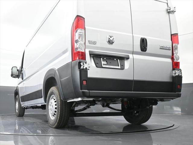 2025 Ram ProMaster Cargo Van Tradesman Low Roof 136" WB w/Pass Seat